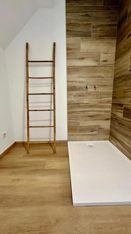 Maison - 200 m² - 7 pièces