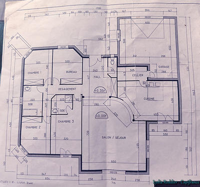 Terrain constructible - 1 415 m²