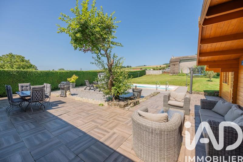 Maison - 159 m² - 8 pièces