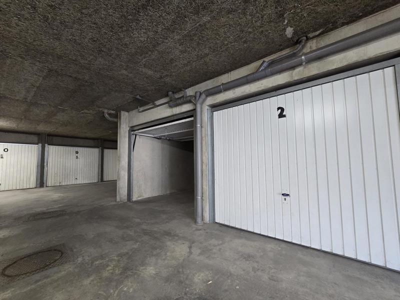 Parking / Garage - 13 m²