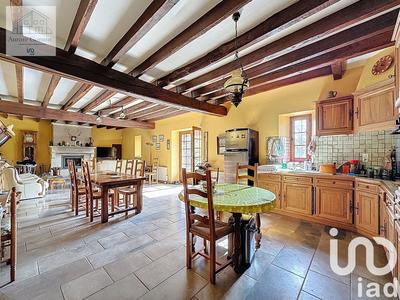 Maison - 195 m² - 5 pièces