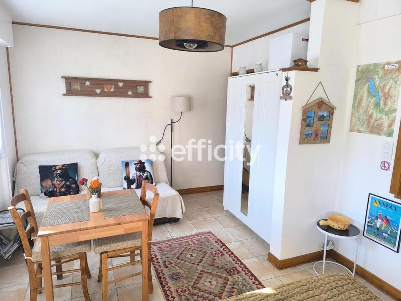 Studio - 30 m² - 1 pièce