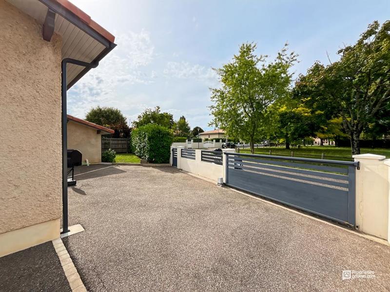 Maison - 159 m² - 6 pièces