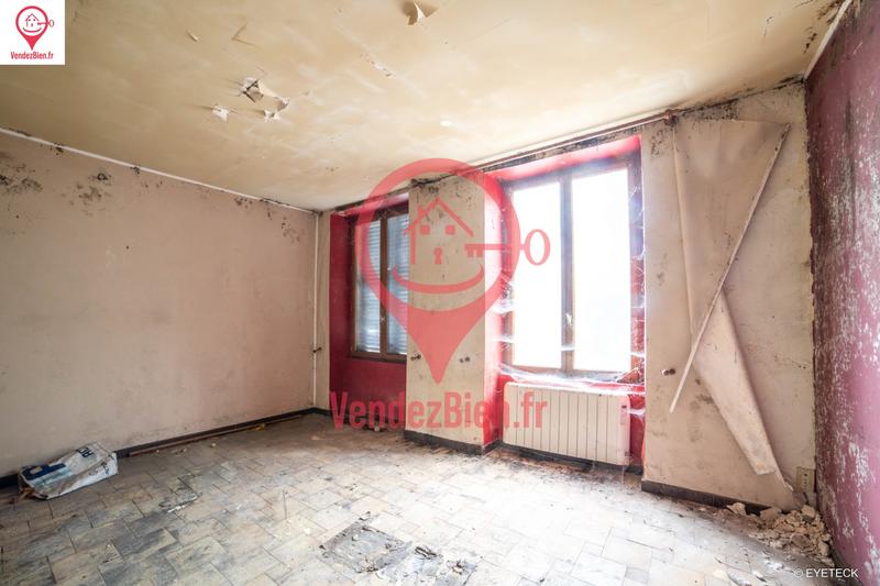 Maison ancienne - 300 m² - 6 pièces