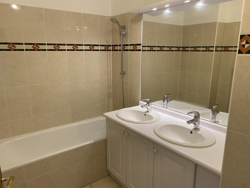 Maison - 104 m² - 4 pièces