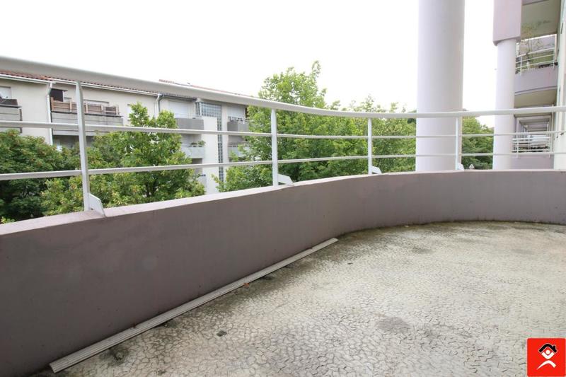 Appartement ancien - 49 m² - 2 pièces