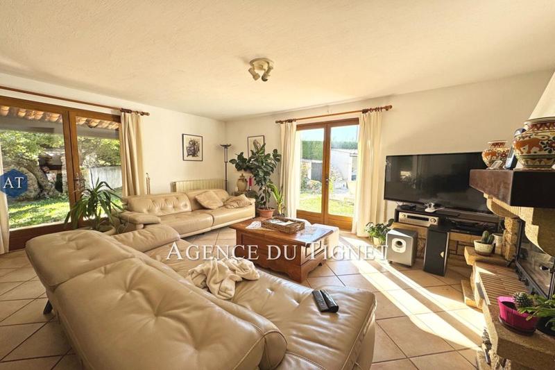 Maison - 170 m² - 6 pièces