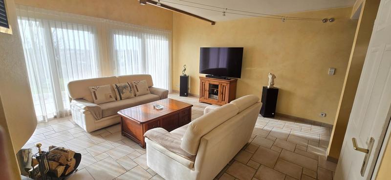 Maison - 177 m² - 7 pièces