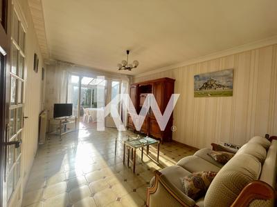 Maison - 205 m² - 7 pièces