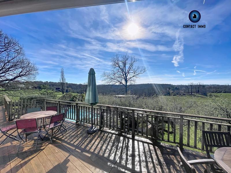 Maison - 183 m² - 6 pièces