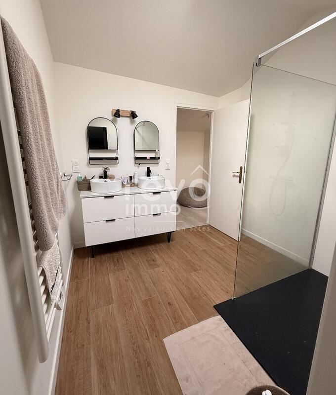 Longère - 142 m² - 8 pièces