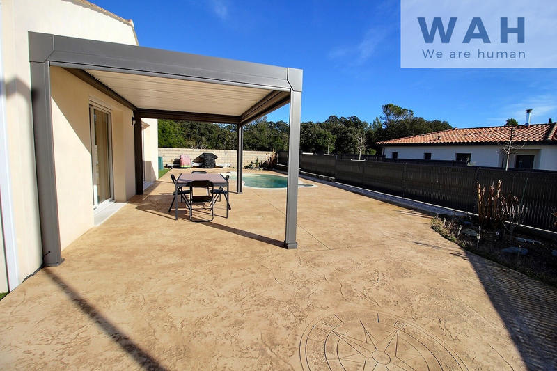 Maison - 90 m² - 4 pièces