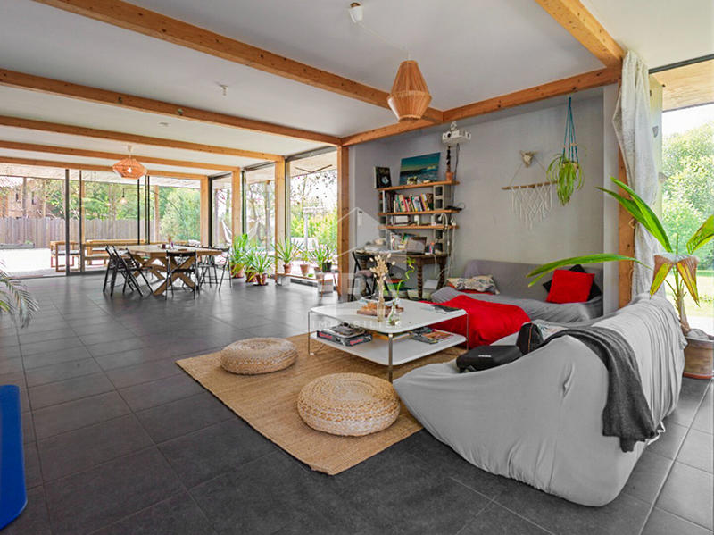 Villa - 250 m² - 7 pièces