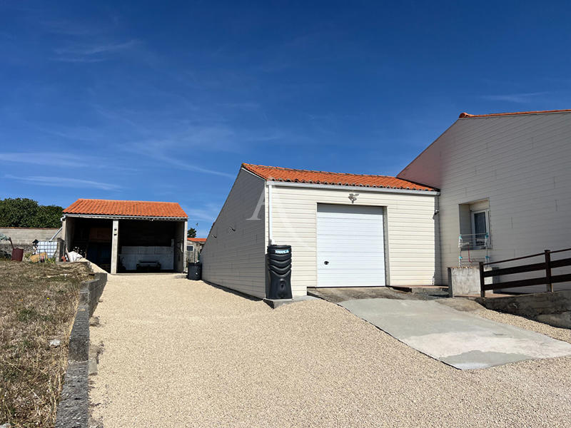 Maison - 140 m² - 5 pièces