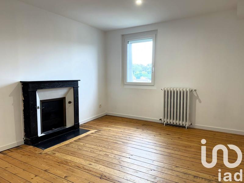 Maison - 202 m² - 6 pièces