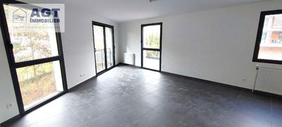 Appartement - 83 m² - 3 pièces