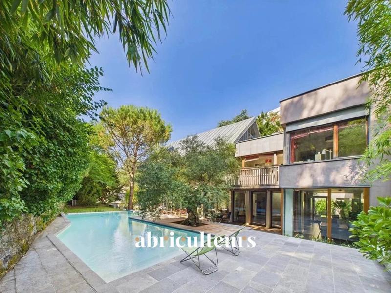 Maison ancienne - 316 m² - 9 pièces