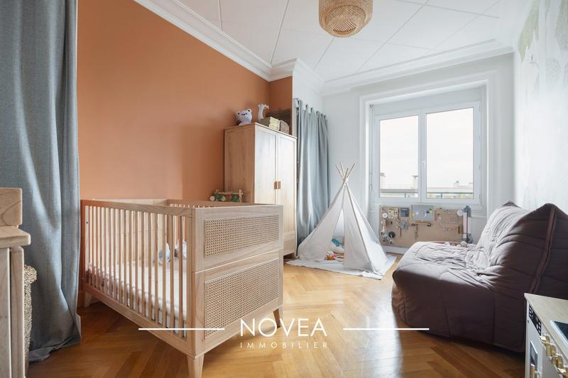 Appartement - 83 m² - 3 pièces