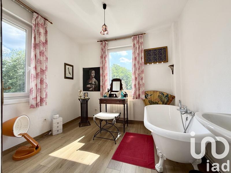 Maison - 295 m² - 6 pièces