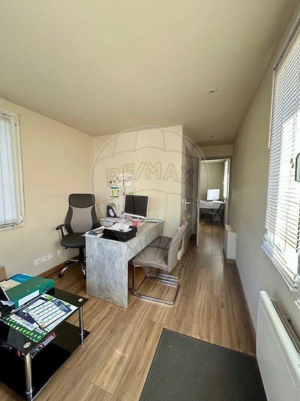 Local commercial - 320 m² - 3 pièces