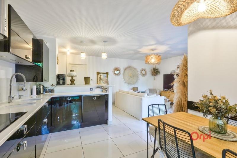 Appartement - 61 m² - 3 pièces