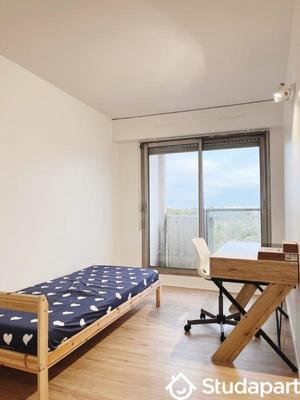 Chambre - 12 m² - 1 pièce