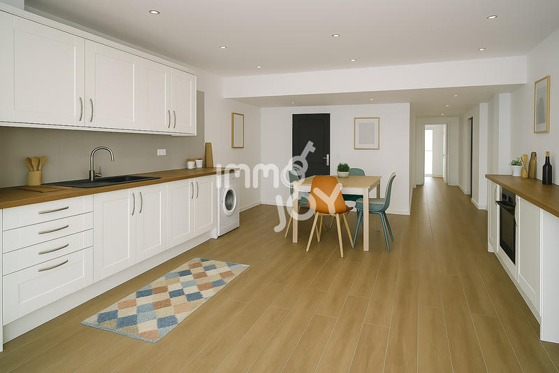 Maison - 229 m² - 7 pièces