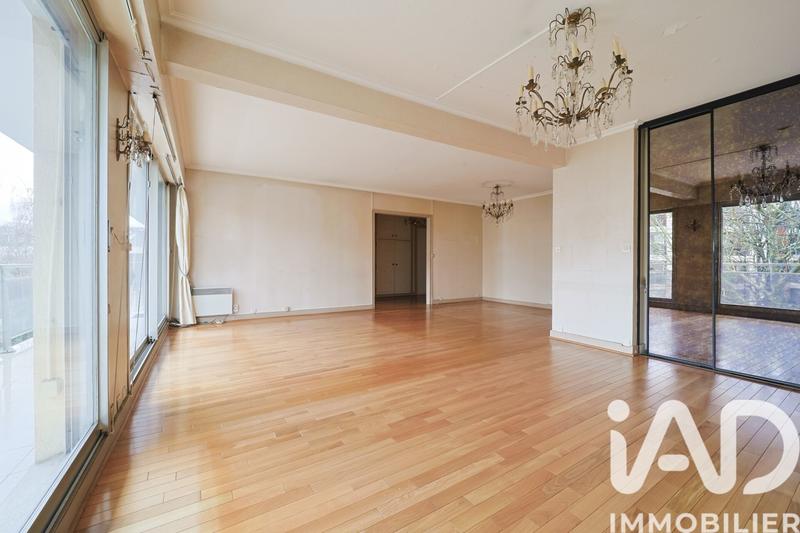Appartement - 104 m² - 5 pièces