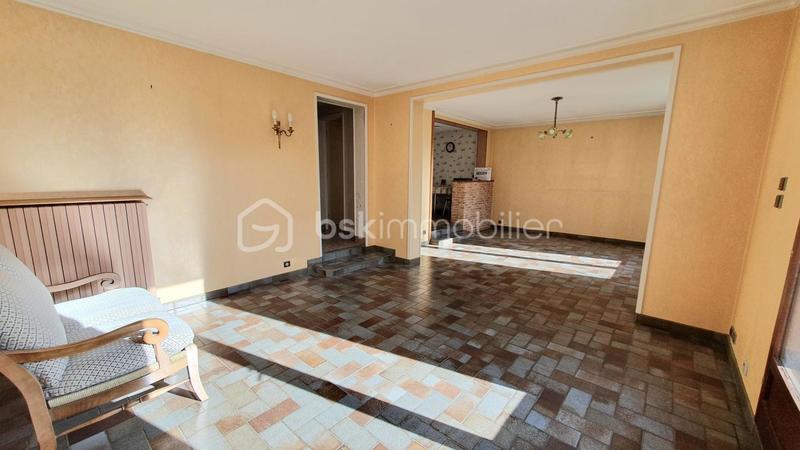 Maison - 180 m² - 7 pièces