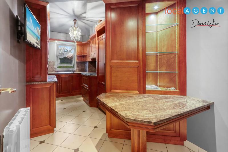 Appartement - 104 m² - 5 pièces