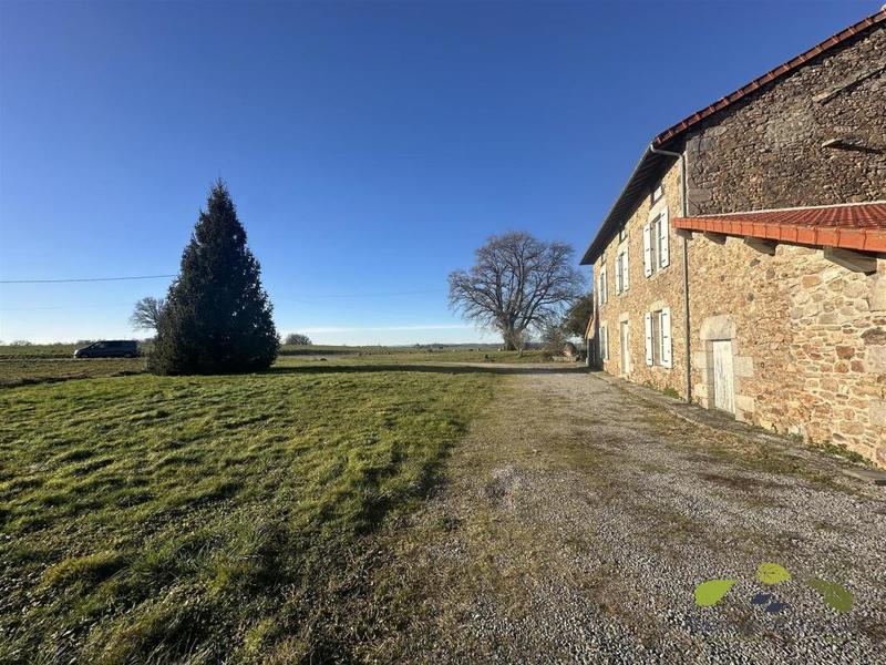 Propriété - 166 m² - 5 pièces