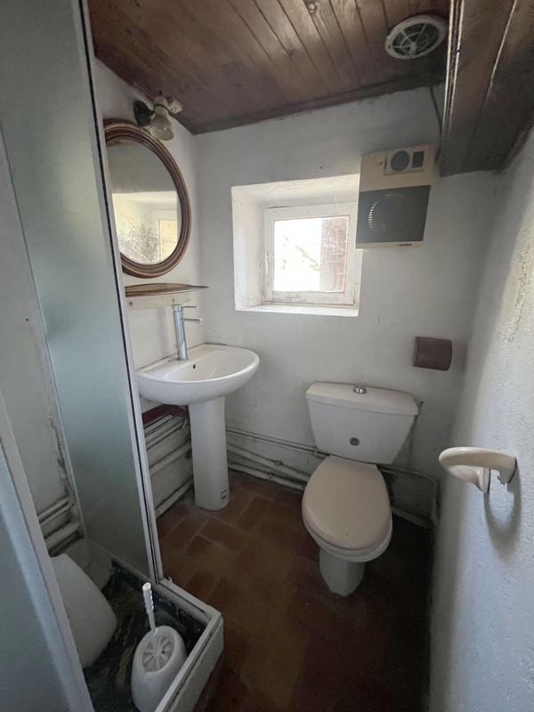 Maison - 143 m² - 10 pièces