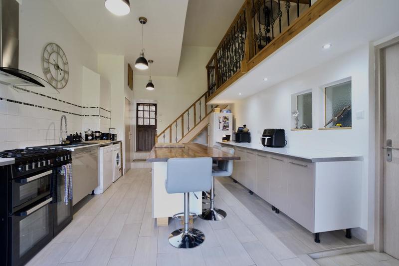 Longère - 84 m² - 5 pièces