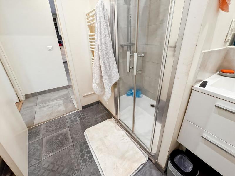 Appartement - 77 m² - 4 pièces