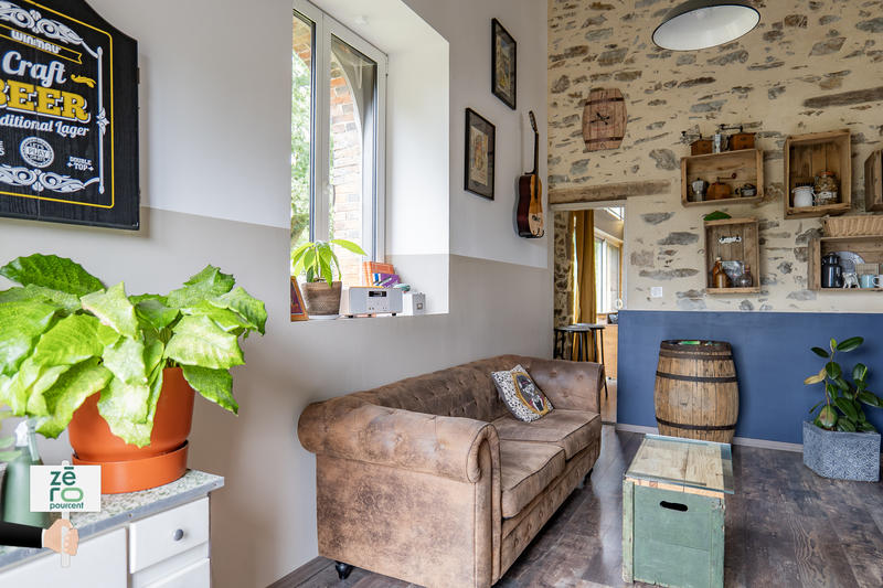 Maison - 281 m² - 8 pièces