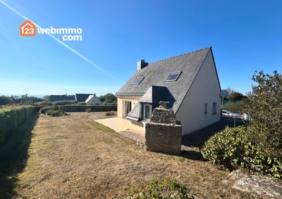 Maison - 95 m² - 5 pièces