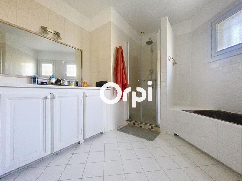 Villa - 175 m² - 6 pièces