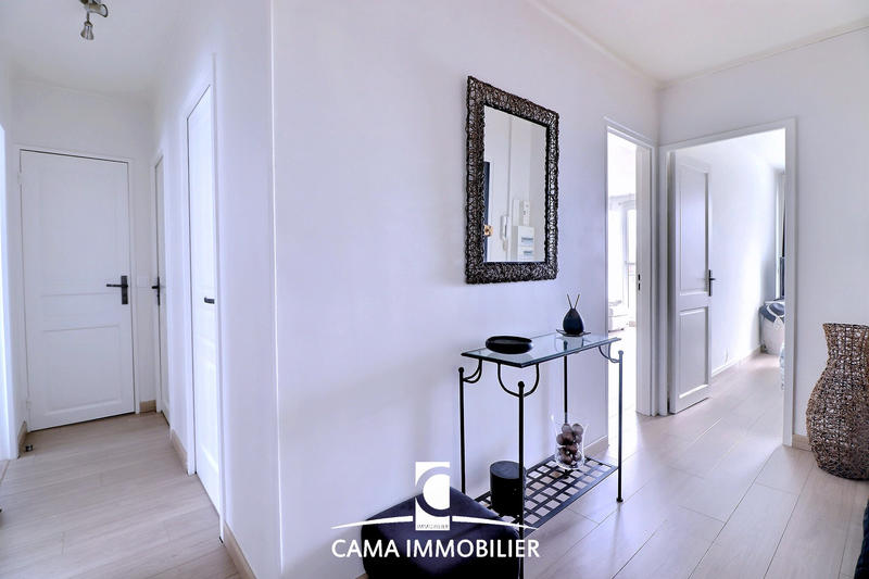 Appartement - 80 m² - 4 pièces