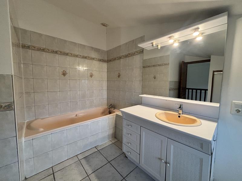 Maison - 128 m² - 6 pièces