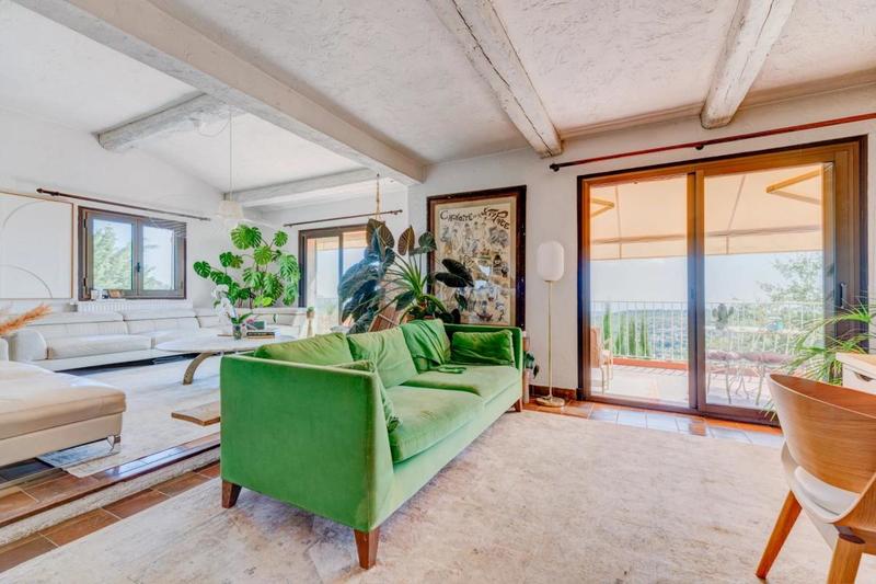 Villa - 309 m² - 7 pièces