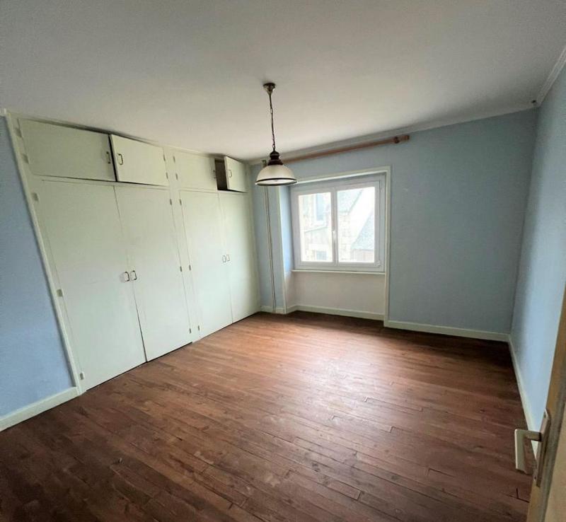 Maison de ville - 273 m² - 9 pièces