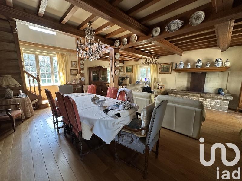 Maison - 203 m² - 5 pièces