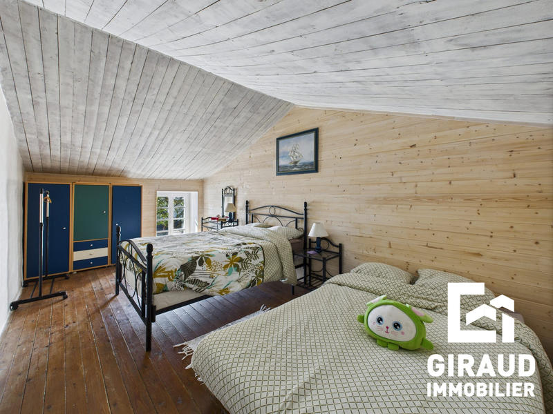 Maison - 127 m² - 7 pièces