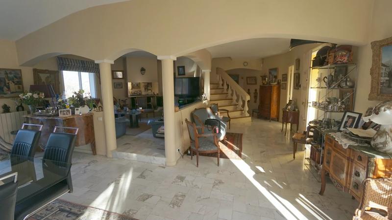 Villa - 160 m² - 5 pièces