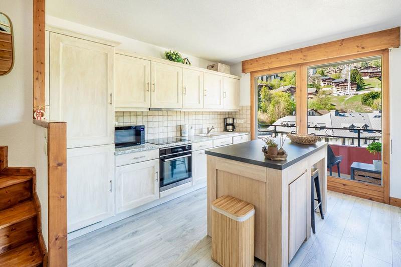 Appartement - 80 m² - 5 pièces