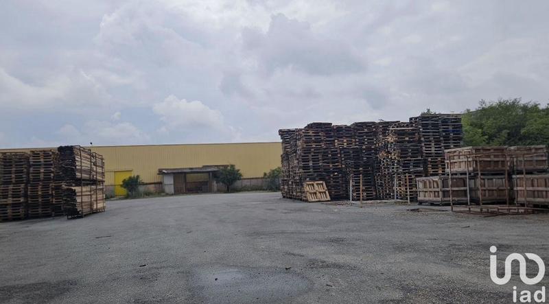 Local commercial - 1 765 m²