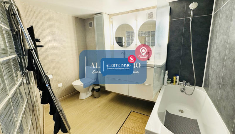 Appartement - 107 m² - 4 pièces