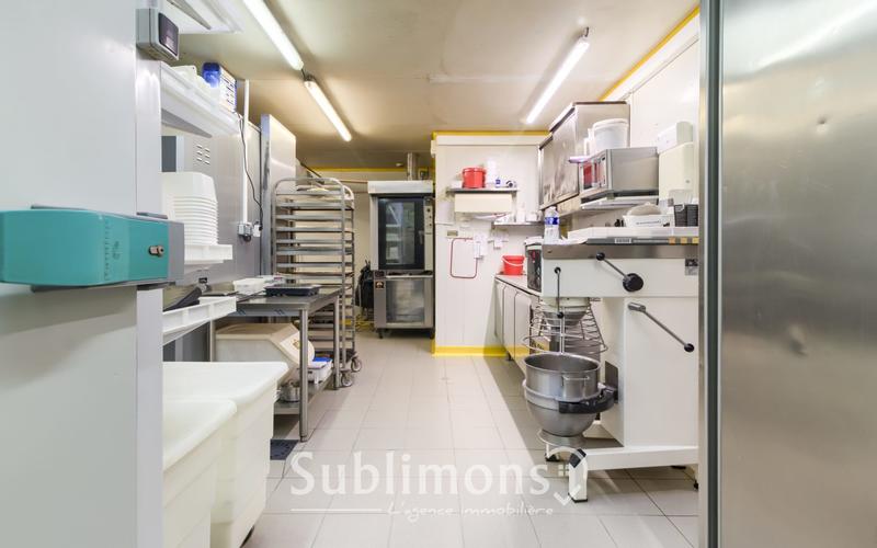 Fonds de commerce - 125 m²