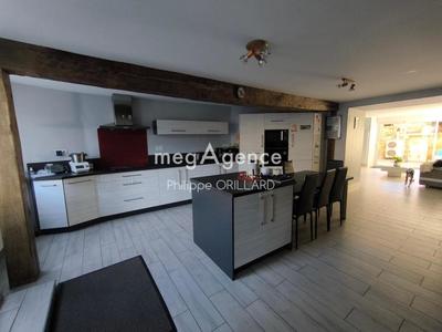 Maison - 142 m² - 6 pièces