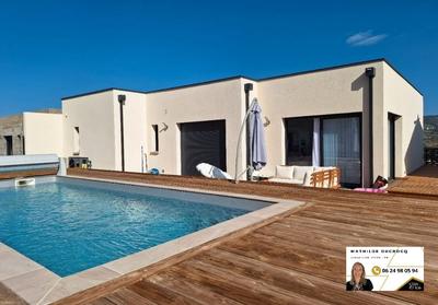 Villa - 160 m² - 5 pièces